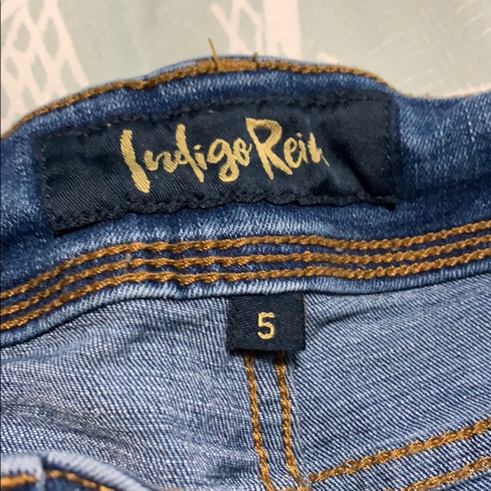 Jeans - Picture 3 of 3